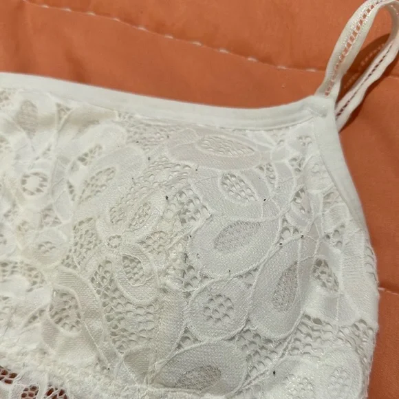 Hollister lace bodysuit - Picture 4 of 4